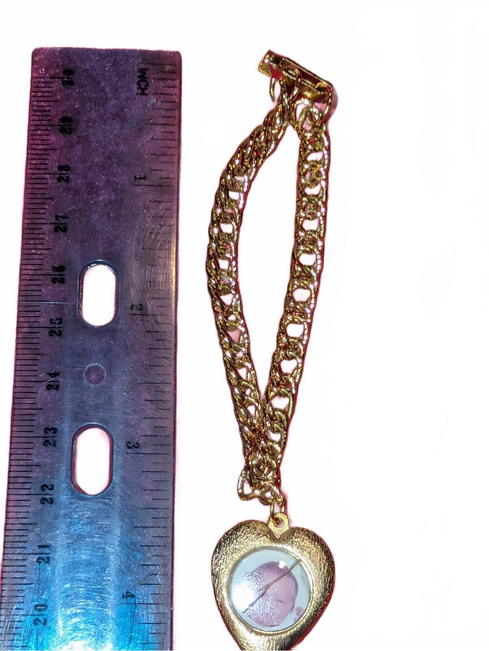 Vintage Gold Tone Heart Photo Bracelet crack in glass